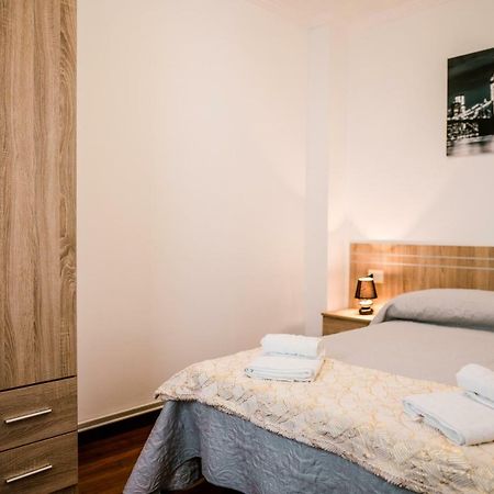 Apartamentos Enteros O Lagar Melide Kültér fotó