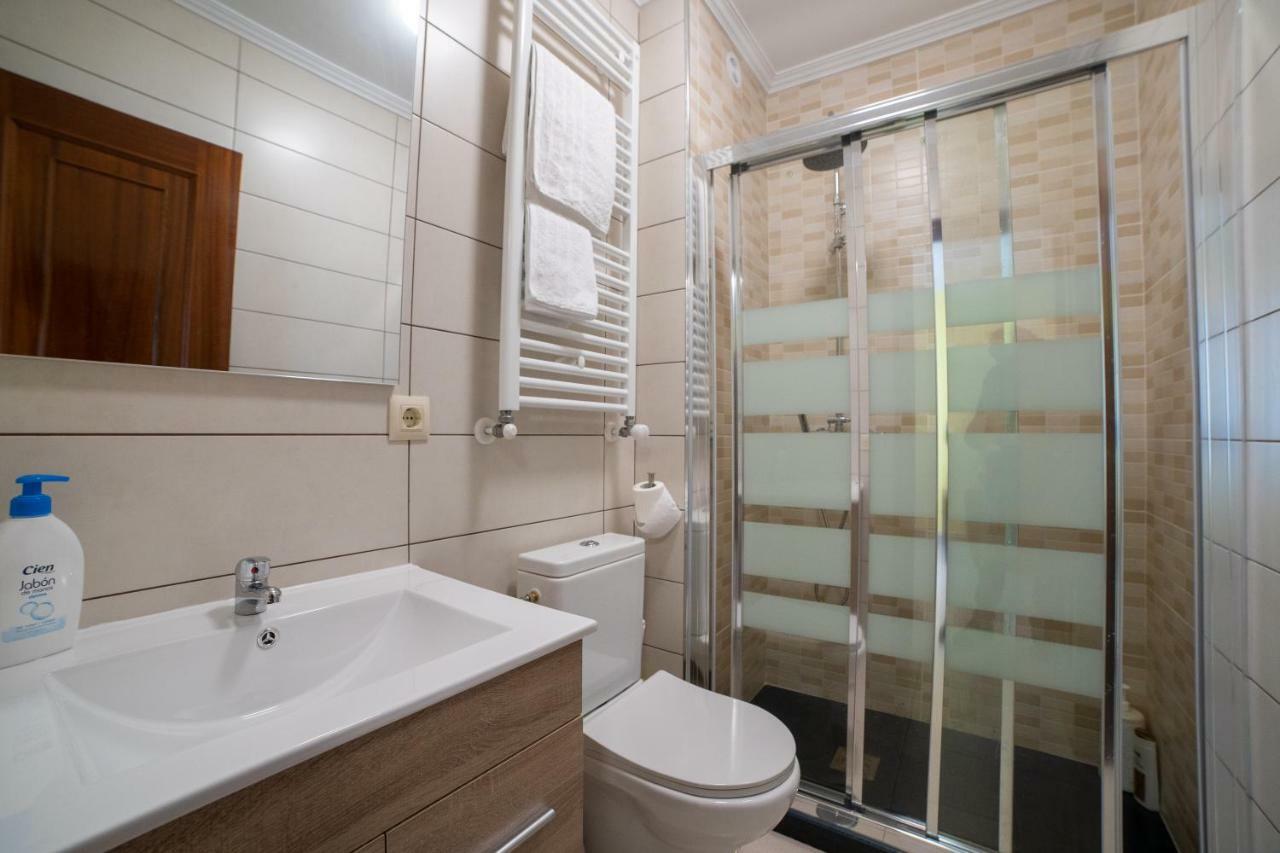 Apartamentos Enteros O Lagar Melide Kültér fotó